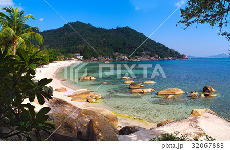 Landscape photo of tranquil Samui island beach 32067883