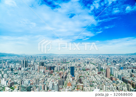 panoramic city skyline from Taipei 101, Taiwan 32068600