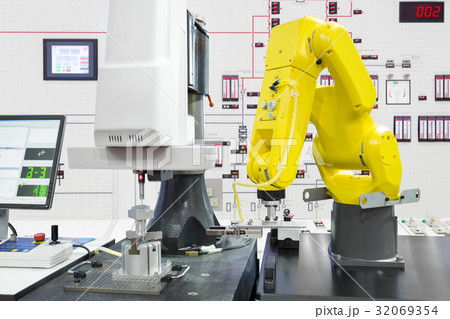 Automated robotic picking automotive part industry 32069354