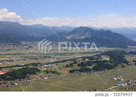 初夏の飯山盆地 初夏の飯山盆地 32070437