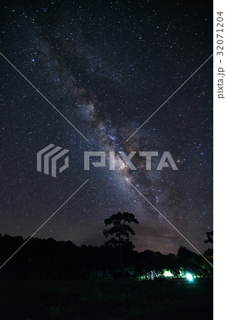 Milky Way at Phu Hin Rong Kla National Park 32071204