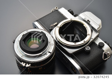 フィルム一眼レフカメラ 32074245