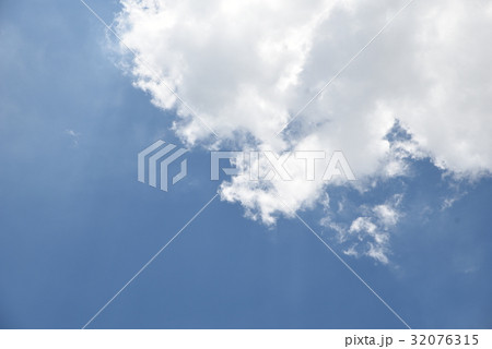 青空 青い空 ブルースカイ 32076315