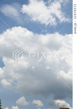青空 青い空 ブルースカイ 32076372
