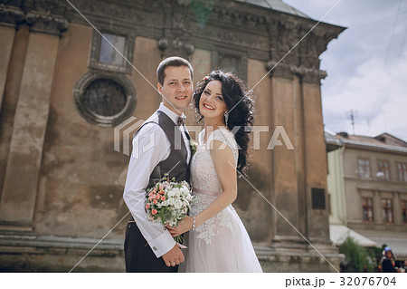 Royal wedding in the old town Royal wedding in the old town 32076704