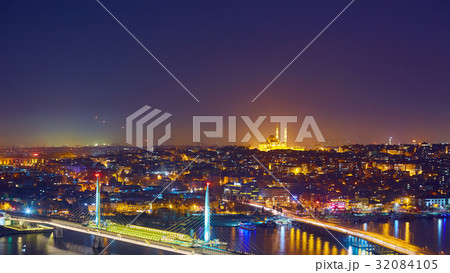 Night lights of Istanbul Night lights of Istanbul 32084105