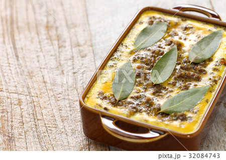 ボボティー 32084743