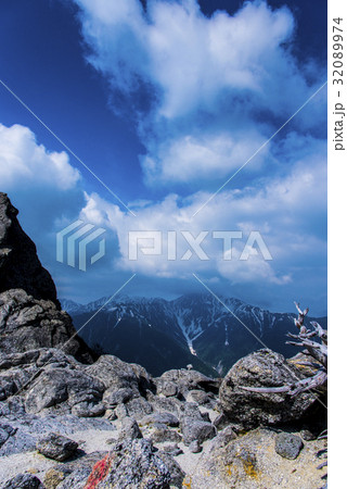鳳凰三山から白峰三山 32089974