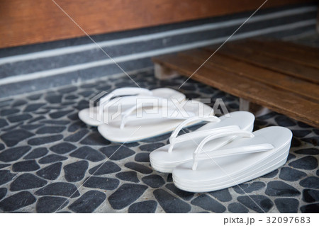 和装　結婚式　草履イメージ 32097683