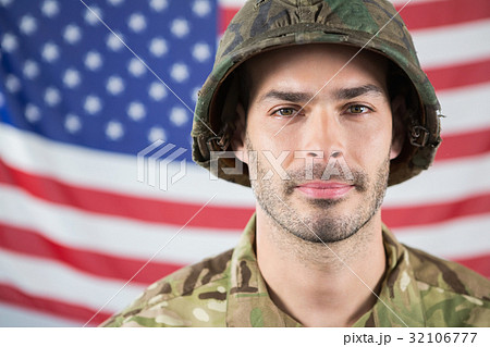 Close-up of confident soldier 32106777