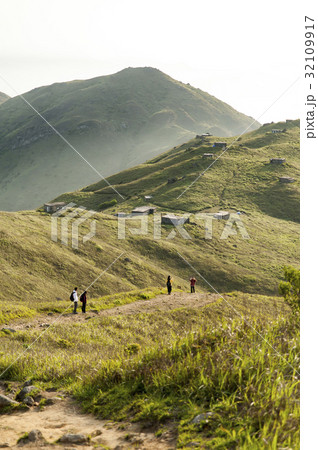 Sunset Peak sunrise 32109917