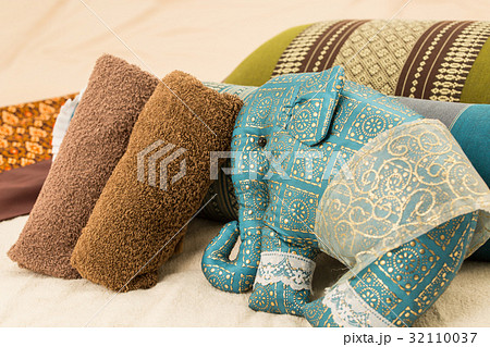 タイ古式マッサージ タイ古式マッサージ 32110037