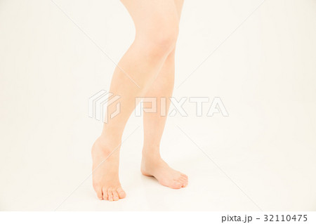 美しい脚 32110475