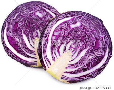 Purple cabbage slice on white background 32115331