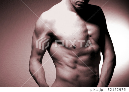 Nude muscular fit man naked 32122976