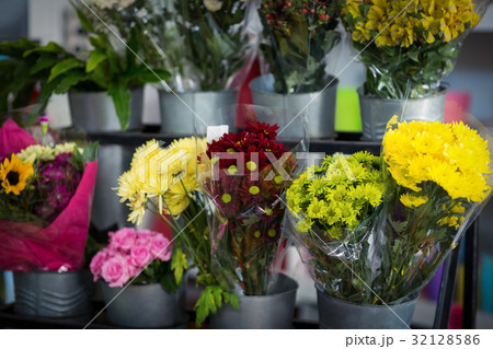 Flowers bouquet in florist shop 32128586