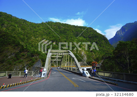 East of Taiwan 32134680