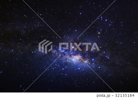 Milky way galaxy. Long exposure photograph. 32135164