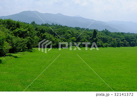 清里高原　草原と山の展望 32141372