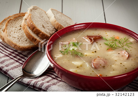 Sour soup made of rye flour Sour soup made of rye flour 32142123