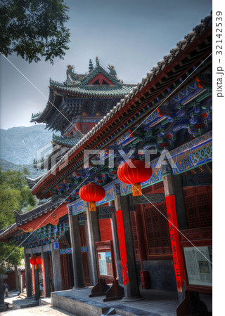 Shaolin is a Buddhist monastery 32142539