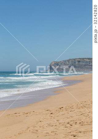 long beach on atlantic ocean coast 32142820