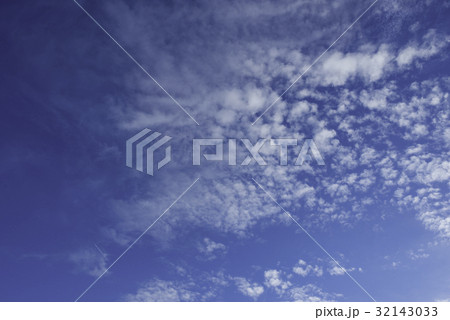 青い大空 32143033