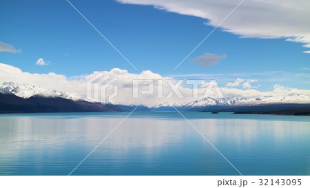 New Zealand　プカキ湖 32143095