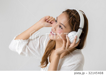 ワイヤレスヘッドホン 32145408