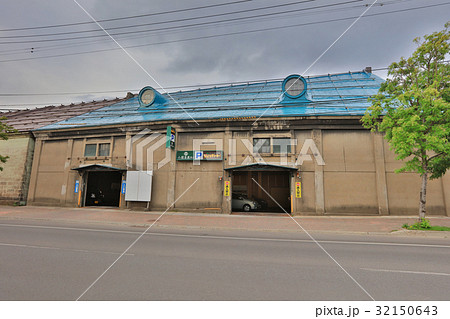 the warehouse in Otaru, Hokkaido, Japan. 32150643