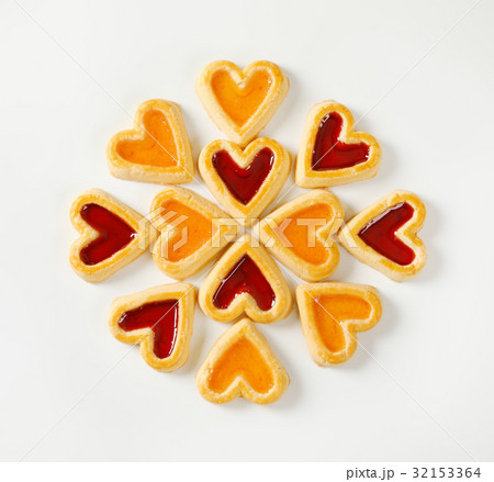 Heart shaped jam cookies Heart shaped jam cookies 32153364