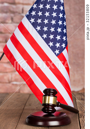 Judge s hammer 32153809