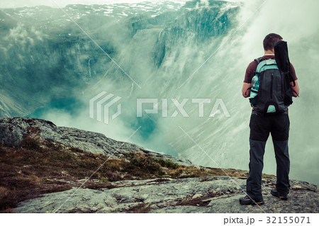 Beautiful norwegian landscape with mountains 32155071