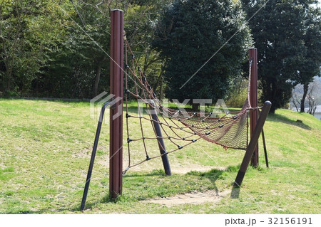 公園の遊具 公園の遊具 32156191