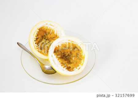 パッションフルーツ 32157699