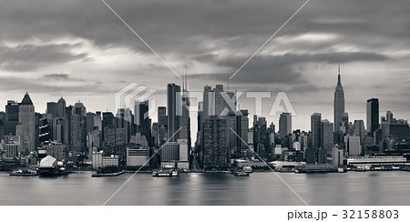 Manhattan midtown skyline 32158803