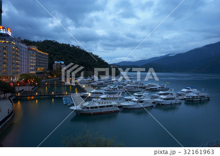 Central of Taiwan 32161963