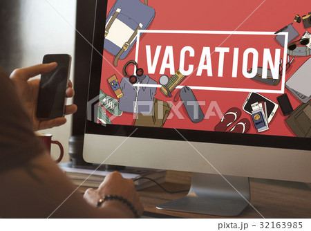 Holiday Trip Enjoyment Vacation Break 32163985