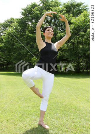 バレトン　ヨガ 32166323