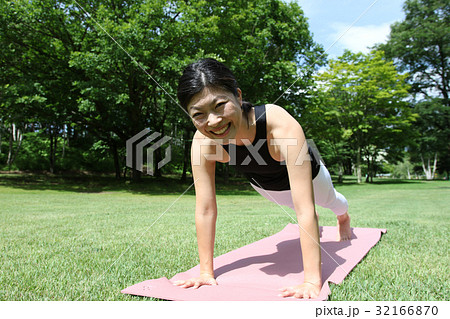 ピラティス ヨガ ピラティス ヨガ 32166870