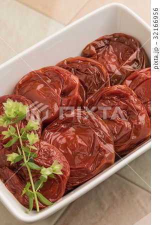 トマト トマト 32166956