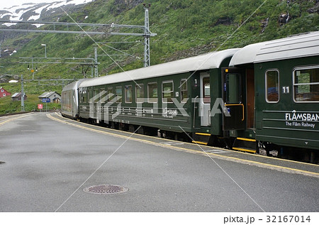 ノルウェー フロム山岳鉄道ミュールダール・ターミナル ノルウェー フロム山岳鉄道ミュールダール・ターミナル 32167014