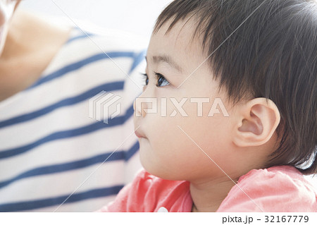 1歳の女の子の写真素材