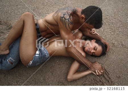 Outdoor pretty beautiful young couple in love  Outdoor pretty beautiful young couple in love  32168115