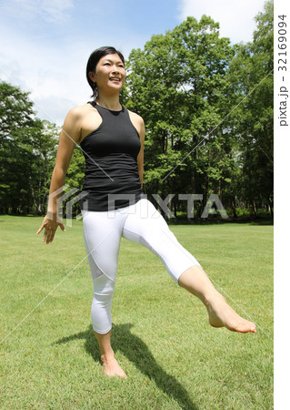 バレトン　ヨガ 32169094