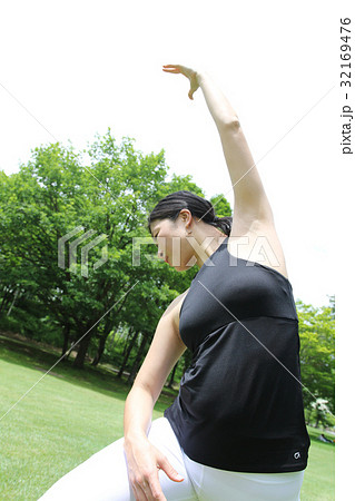 バレトン　ヨガ 32169476