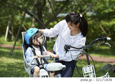 自転車親子 自転車親子 32171836