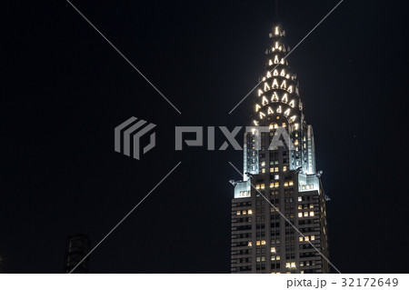 Grand Central Terminal facade from Park Avenue 32172649