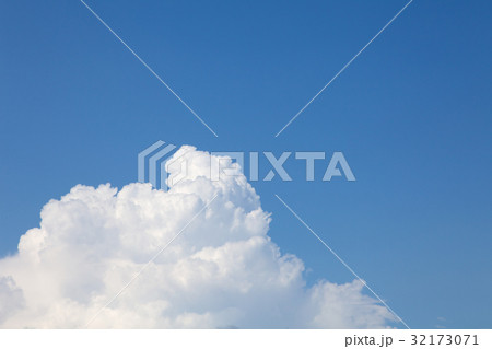 入道雲 32173071