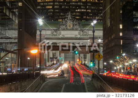 Grand Central Terminal facade from Park Avenue Grand Central Terminal facade from Park Avenue 32173126